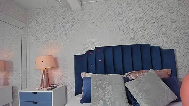 ashleythompson2025 webcam