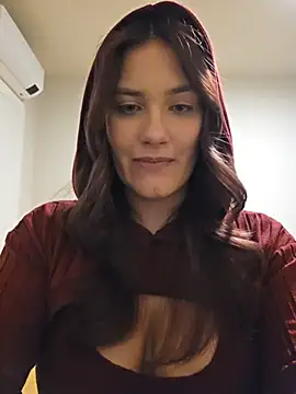 miarides19 - MiaRides19's free webcam