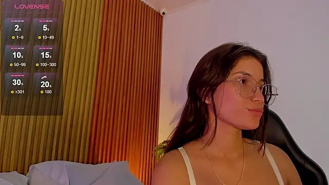 scarlett_rosse_x - Scarlett_rosse_x's free webcam - UK Sex Cams