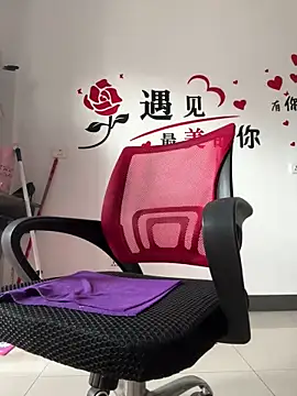 美女buusoom在线直播