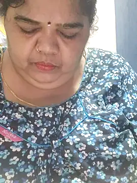 tamilthanushri webcam