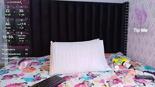 EbonyCoWorker webcam