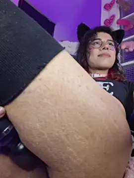 Sweet-SharoKitty webcam