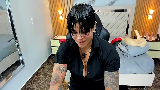 KAROLLJONES1 live sex cam