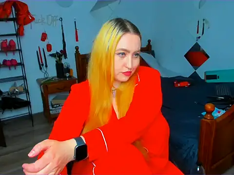 TheNaughtyGF live sex cam