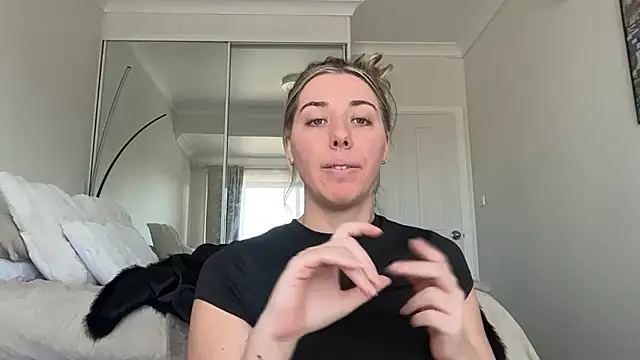 Aussielulu live sex cam