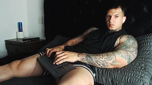 Shane_Clay webcam