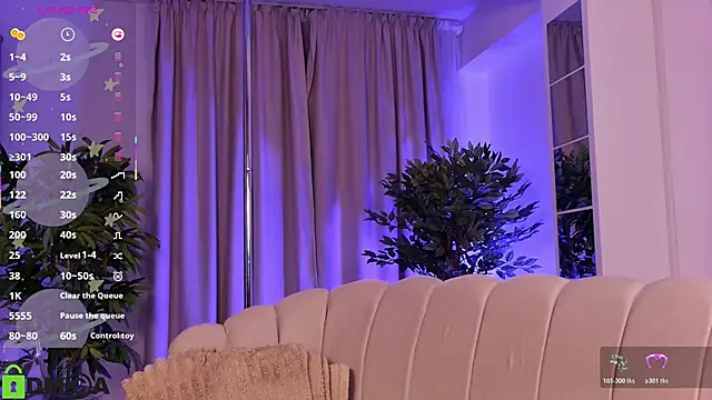 AllenaMoon Stripchat cam model