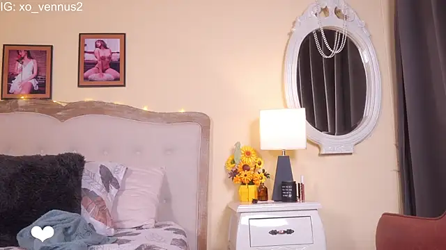 annie22love Stripchat cam model