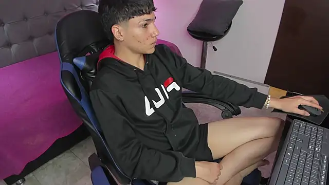 samblack_ - SamBlack_'s free webcam - UK Sex Cams