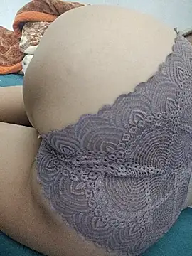 haralushiaaa - Haralushiaaa's free webcam - UK Sex Cams