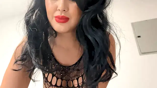 ArianaGoddess webcam