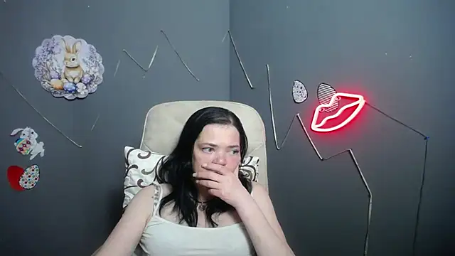 laurafinn - LauraFinn's free webcam - UK Sex Cams