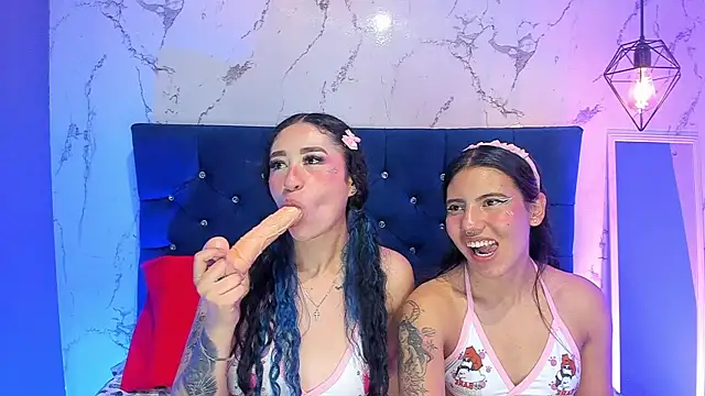 Dakotaa_Johnson webcam