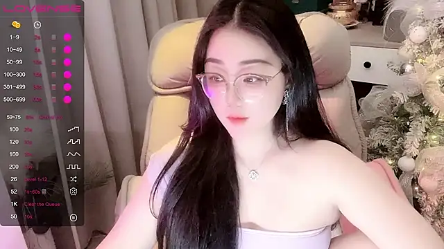 Monica-666888- webcam