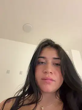 Webcam Model (KallyMyller1)  is live.Free join now!