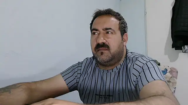 mio_jaks (Ask my age) - Does anyone want sperm? :wanker: