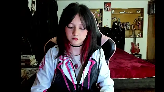 Maki_Zein_ Stripchat cam model