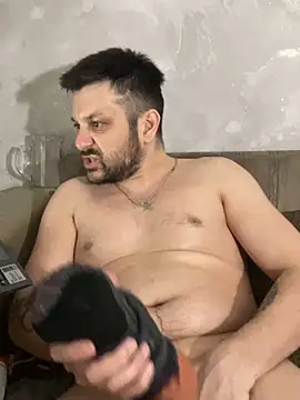 maeltrajoy - MaeltraJoy's free webcam - UK Sex Cams