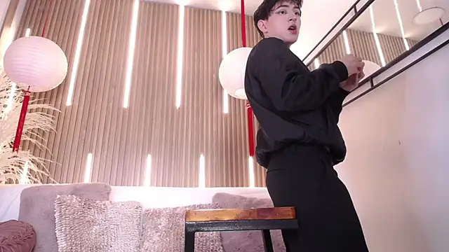 Cristopher_Wild webcam