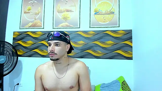 Leon_Hotx live sex cam