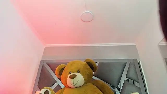 aurorawishes - AuroraWishes's free webcam - UK Sex Cams