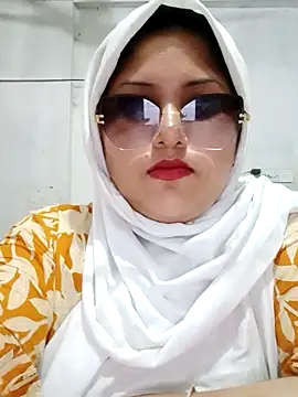 Webcam Model (Nusrat-N)  is live.Free join now!