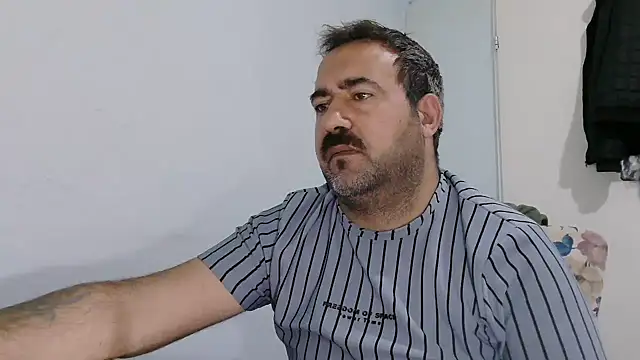 mio_jaks (Ask my age) - Does anyone want sperm? :wanker: