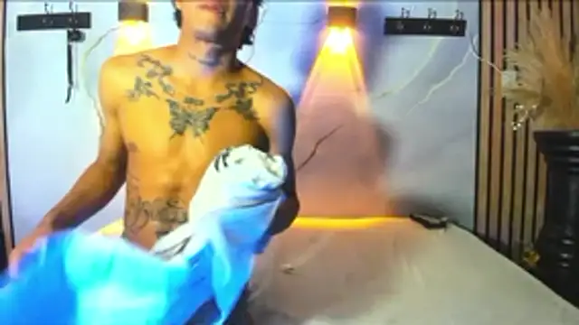 AlessiaAndAxel webcam