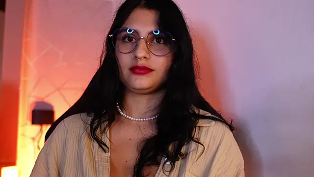 luu_princess - Luu_Princess's free webcam - UK Sex Cams