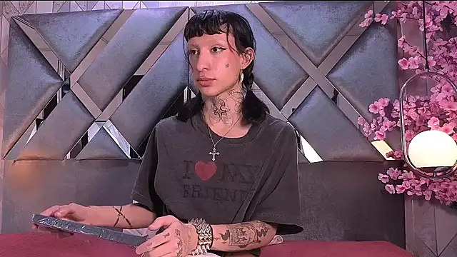 MadisonWood01 webcam