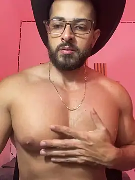 magnumchris - Magnumchris's free webcam - UK Sex Cams