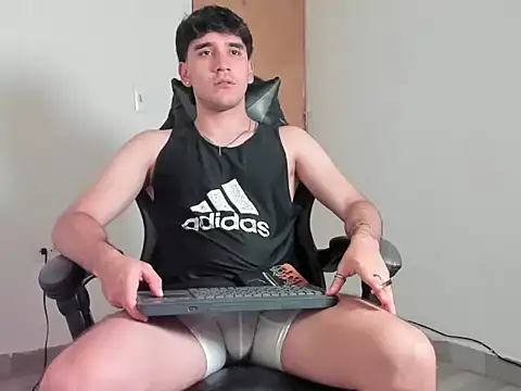 leo030809 - Leo030809's free webcam - UK Sex Cams