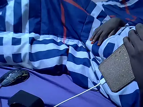 just_karu - Just_Karu's free webcam - UK Sex Cams