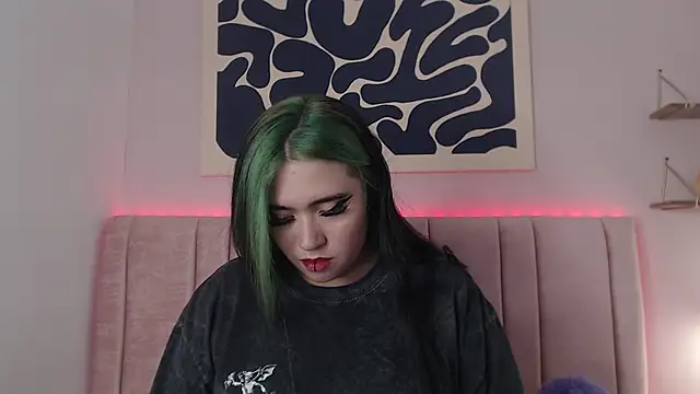 Liliith_Zeniith webcam