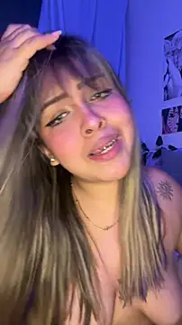 NinaValencia_ webcam