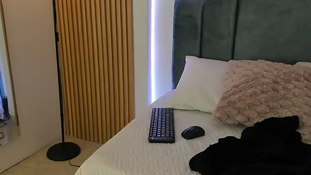 candy_luna_03 webcam