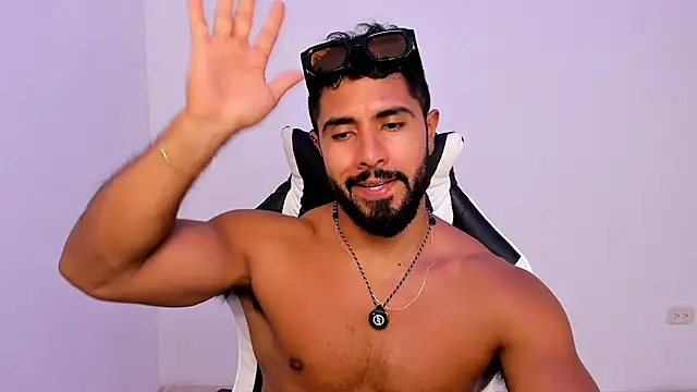 Santiago_huntt live sex cam