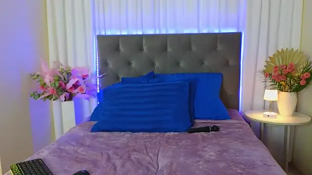 Ariana_Petite webcam