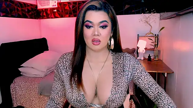 asiankatyhuge webcam