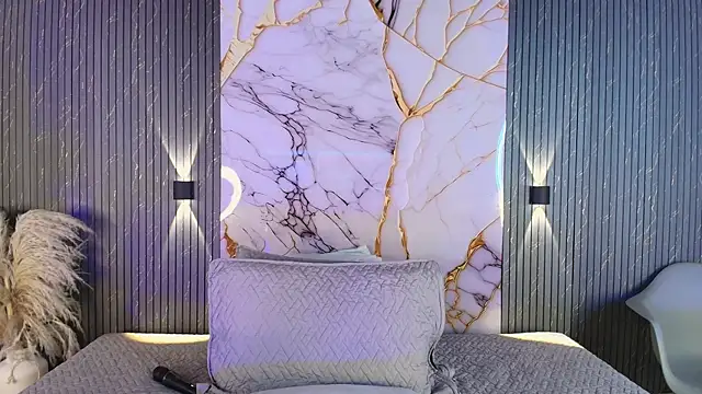 big_tits_in_your_face webcam