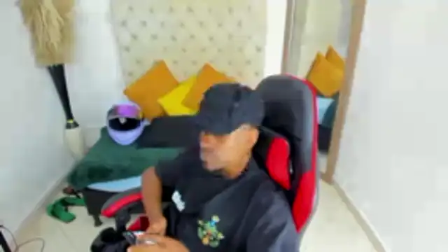 anhtony_wayans webcam