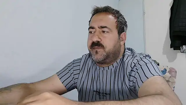 mio_jaks (Ask my age) - Does anyone want sperm? :wanker: