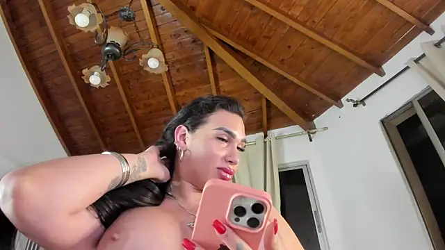 isafontanna - IsaFontanna's free webcam - UK Sex Cams