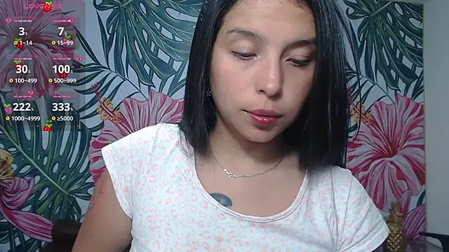 Small_naughty_ webcam