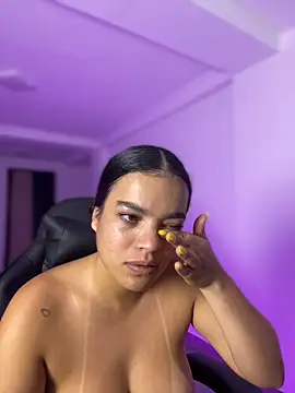 JuanitaMore01 webcam