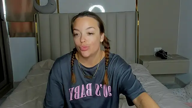 stellaa_quenn webcam