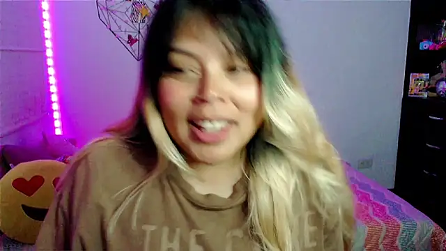 EllieMoonX - Live Cam