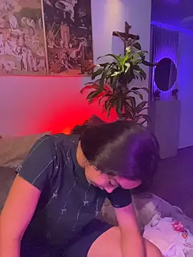 Poli_amor2025 webcam