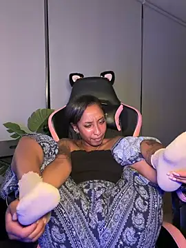 your_paris - Your_Paris's free webcam - UK Sex Cams